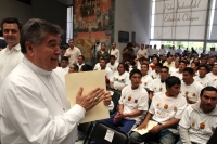 Viernes 12 de febrero del 2016. Tuxtla Gutiérrez. Monseñor Fabio Martínez Castilla; Arzobispo de Tuxtla Gutiérrez y Monseñor Felipe Arismendi Esquivel; Obispo de San Cristóbal de las Casas acompañan este medio día la entrega de Constancia de Libertad Susp