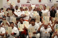 Viernes 12 de febrero del 2016. Tuxtla Gutiérrez. Monseñor Fabio Martínez Castilla; Arzobispo de Tuxtla Gutiérrez y Monseñor Felipe Arismendi Esquivel; Obispo de San Cristóbal de las Casas acompañan este medio día la entrega de Constancia de Libertad Susp