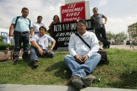 Periodistas de Chiapas se reúnen en la Plaza Central de la ciudad de Tuxtla Gutiérrez acompañando la movilización nacional en Solidaridad de quines ejercen la profesión del periodismo y han sido secuestrados o desaparecidos.