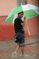 Continúan las lluvias en la mayor parte del territorio del estado de Chiapas, ocasionado algunas afectaciones en las regiones de la sierra y costa.