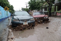 viernes 24 de mayo del 2013. Tuxtla Gutiérrez. La lluvia de esta tarde ocasionó varios encharcamientos en la zona oriente norte de esta ciudad. viernes 24 de mayo del 2013. Tuxtla Gutiérrez. La lluvia de esta tarde ocasionó varios encharcamientos en la zona oriente norte de esta ciudad.