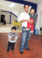 Foto/Miradasur. San Cristóbal de Las Casas, Chis. 17 de Marzo. Convertirse en evangélico le cambió la vida al indígena Lucio Gómez Gómez, quien llevó hace unos 4 años “la palabra de Dios” a la comunidad de Los Llanos, municipio de San Cristóbal de Las Cas