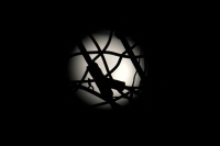Viernes 3 de noviembre del 2017. Tuxtla Gutiérrez. La primera luna de noviembre nos ofrece su vista desde la perspectiva urbana de la ciudad.