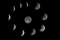 Sábado 4 de abril del 2015. Tuxtla Gutiérrez. Aspecto de la primera fas del eclipse de luna de esta madrugada.