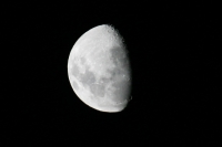 La luna sonrie esta noche...