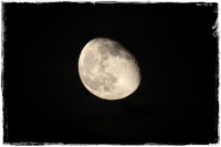 En un momento de descuido la luna se escapo de la prisión de Tus nubes...!! (Lunes 18 de julio).