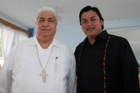 Lunes 24 de Diciembre. Esta mañana el arzobispo Rogelio Cabrera desayuna con personalidad de la diócesis de Tuxtla Gutiérrez por motivo de su cumpleaños y momentos después se da la noticia del fallecimiento de Samuel Ruiz Obispo  emérito de San Cristóbal 