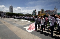 Miércoles 1 de octubre del 2014. Tuxtla Gutiérrez. Alumnos normalistas se manifiestan este medio dÃa en apoyo de los desaparecidos de Guerrero. Miércoles 1 de octubre del 2014. Tuxtla Gutiérrez. Alumnos normalistas se manifiestan este medio dÃa en apoyo de los desaparecidos de Guerrero.