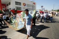 Martes 2 de febrero. El magisterio federal vuelve a salir a las calles de Tuxtla para manifestarse y exigir las demandas laborales en el estado. Los maestros de las diferentes zonas escolares bloquearon varias avenidas de la capital exigiendo la renuncia 