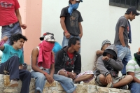 Por tercer día consecutivo continúan los conflictos al interior de la Sección VII el magisterio federal en Chiapas; bloqueos carreteros y la toma de las instalaciones en el libramiento norte de la ciudad de Tuxtla Gutiérrez son contantes en estos días. Es