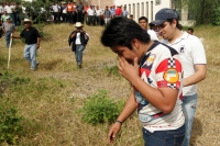 Por tercer día consecutivo continúan los conflictos al interior de la Sección VII el magisterio federal en Chiapas; bloqueos carreteros y la toma de las instalaciones en el libramiento norte de la ciudad de Tuxtla Gutiérrez son contantes en estos días. Es