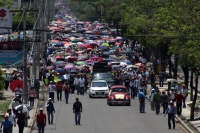 Lunes 23 de mayo del 2016. Tuxtla Gutiérrez. Padres de familia encabezan la marcha con la que continua el movimiento magisterial chiapaneco.
