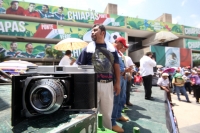 Viernes 27 de junio del 2014. Tuxtla Gutiérrez. Los maestros chiapanecos realizan La Marcha de la Dignidad Magisterial a un año del inicio de las movilizaciones y del operativo policiaco en el oriente de la capital del estado de Chiapas.