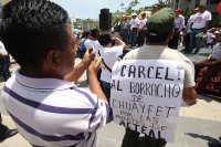 Viernes 27 de junio del 2014. Tuxtla Gutiérrez. Los maestros chiapanecos realizan La Marcha de la Dignidad Magisterial a un año del inicio de las movilizaciones y del operativo policiaco en el oriente de la capital del estado de Chiapas.
