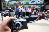 Viernes 27 de junio del 2014. Tuxtla Gutiérrez. Los maestros chiapanecos realizan La Marcha de la Dignidad Magisterial a un año del inicio de las movilizaciones y del operativo policiaco en el oriente de la capital del estado de Chiapas. Viernes 27 de junio del 2014. Tuxtla Gutiérrez. Los maestros chiapanecos realizan La Marcha de la Dignidad Magisterial a un año del inicio de las movilizaciones y del operativo policiaco en el oriente de la capital del estado de Chiapas.