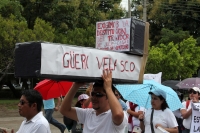 Miércoles 4 de septiembre del 2013. Tuxtla Gutiérrez. Con fuertes consignas para los medios de comunicación se cumplen seis días del paro magisterial en la capital del estado de Chiapas.