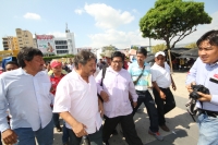 Jueves 21 de noviembre del 2013. Tuxtla Gutiérrez. Los lÃderes del movimiento magisterial hablan en conferencia de prensa sobre la minuta de trabajo firmada con las autoridades y afirman que todavÃa no han comprometido a levantar el plantón del primer cua Jueves 21 de noviembre del 2013. Tuxtla Gutiérrez. Los lÃderes del movimiento magisterial hablan en conferencia de prensa sobre la minuta de trabajo firmada con las autoridades y afirman que todavÃa no han comprometido a levantar el plantón del primer cua