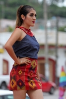 Sábado 29 de julio del 2017. Chiapa de Corzo. Raíces es la muestra de diseño artesanal presentada por Maika Moda durante la actividades de La Expo Ámbar 2017 que se realiza durante esta semana en esta colonial ciudad de la ribera del rio Grijalva.