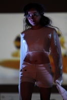 Jueves 11 de agosto. Las modelos chiapanecas participan durante la  pasarela de graduación de la Escuela de Diseño de Modas Maniquí presentó esta noche. Los trabajos de los 15 diseñadores que obtienen el titulo de esta licenciatura fueron presentados de m