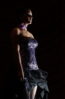 Sábado 14 de julio del 2012. Tuxtla Gutiérrez, Chiapas.  La nueva generación de diseñadoras de modas chiapanecas, presentan las propuestas de vestidos esta noche en el centro cultural ubicado en el oriente de la ciudad.