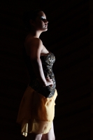 Sábado 14 de julio del 2012. Tuxtla Gutiérrez, Chiapas.  La nueva generación de diseñadoras de modas chiapanecas, presentan las propuestas de vestidos esta noche en el centro cultural ubicado en el oriente de la ciudad.
