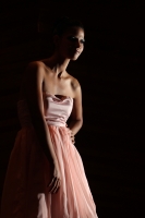 Sábado 14 de julio del 2012. Tuxtla Gutiérrez, Chiapas.  La nueva generación de diseñadoras de modas chiapanecas, presentan las propuestas de vestidos esta noche en el centro cultural ubicado en el oriente de la ciudad.