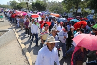 Foto/Jesús Hernández. Miércoles 21 de enero del 2014. Tuxtla Gutiérrez. Aspecto de la marcha magisterial de este día.