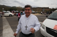Jueves 3 de febrero del 2012. Molestias y atrasos en el transporte por paro magisterial. Tuxtla Gutiérrez, Chiapas. Los transportistas y quienes viajan entre las ciudades circundantes a la ciudad de Tuxtla sufren por varias horas por el bloqueo magisteria