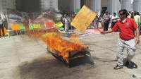 Foto/Miradasur. San Cristóbal de las Casas. Deportistas y organizaciones sociales y civiles de San Cristóbal marchan por las avenidas en este fin de semana para protestar con la construcción de la tienda Soriana y cityclub en la zona de humedales.