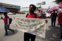 Lunes 22 de agosto del 2016. Tuxtla Gutiérrez. La manifestación del movimiento magisterial inicia con una macha del lado poniente de la capital del estado de Chiapas para que esta semana continúe con bloqueos y tomas de instalaciones de CFE, SMAPA, gasoli Lunes 22 de agosto del 2016. Tuxtla Gutiérrez. La manifestación del movimiento magisterial inicia con una macha del lado poniente de la capital del estado de Chiapas para que esta semana continúe con bloqueos y tomas de instalaciones de CFE, SMAPA, gasoli