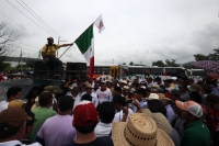 Lunes 22 de agosto del 2016. Tuxtla Gutiérrez. La manifestación del movimiento magisterial inicia con una macha del lado poniente de la capital del estado de Chiapas para que esta semana continúe con bloqueos y tomas de instalaciones de CFE, SMAPA, gasoli