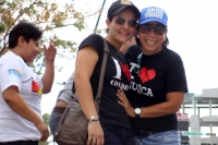 Domingo 17 de mayo del 2015. Tuxtla Gutiérrez. La comunidad lésbico, gay y transexual de Chiapas, marchan esta tarde en contra de las conductas discriminantes a los grupos homosexuales.
