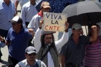 Jueves 20 de julio del 2017. Tuxtla Gutiérrez. El Movimiento Magisterial marcha este medio día respondiendo a la convocatoria del Comité Central de Lucha para la movilización Regional por las familias de Ayotizinapa. Jueves 20 de julio del 2017. Tuxtla Gutiérrez. El Movimiento Magisterial marcha este medio día respondiendo a la convocatoria del Comité Central de Lucha para la movilización Regional por las familias de Ayotizinapa.
