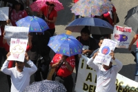 Martes 20 de noviembre del 2013. Tuxtla Gutiérrez.  Durante la manifestación en conmemorativa del día de la revolución, el movimiento magisterial realiza una marcha desde el crucero de La Pochota, con la singularidad que los contingentes juveniles protago