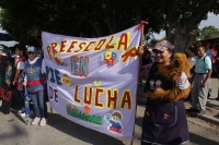 Lunes 11 de julio del 2016. Tuxtla Gutiérrez. Al inicio de la marcha del Movimiento Magisterial en contra de la Reforma Educativa en el poniente de la capital de Chiapas.