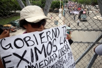 Miércoles 10 de junio del 2015. Tuxtla Gutiérrez. Aspectos de la marcha del movimiento magisterial de este día.