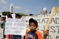 Martes 6 de mayo del 2014. Tuxtla Gutiérrez. Varios grupos de manifestantes coinciden en el parque central para exigir a la administración estatal la solución a los problemas de las distintas regiones del estado. Ixtapa, San Fernando y colonos de Cuxtital Martes 6 de mayo del 2014. Tuxtla Gutiérrez. Varios grupos de manifestantes coinciden en el parque central para exigir a la administración estatal la solución a los problemas de las distintas regiones del estado. Ixtapa, San Fernando y colonos de Cuxtital
