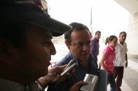 Rafael Guillen Domínguez, alcalde del municipio de las Margaritas llega esta mañana a la Procuraduria General de Justicia del Estado para responder a un citatorio acusado de abuso de autoridad, motin, lesiones, daños, conspiración y los que resulten por l