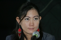 Miércoles 16 de febrero.  Esta mañana fue presentado el próximo Concurso Latinoamericano de Marimbistas que este año será dedicado a la virtuosa oriental Keiko Abe.  (en las imágenes Keiko hija, Miguel Pavía y las autoridades del Coneculta y Uniach)