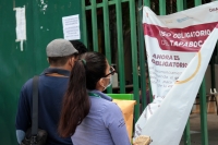 Martes 18 de agosto del 2020. Tuxtla Gutiérrez. Maestros buscan realizar los cobros de quincenas atrasadas en la Secretaria de Educación de Chiapas esta mañana