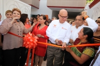 Viernes 11 de octubre del 2013. Tuxtla Gutiérrez. Dante Delgado Acompaña a María Elena Orantes y a Emilia González durante la inauguración del edificio de esta organización política en la capital de Chiapas.