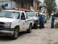 San Cristóbal de las Casas. 20 de agosto. Un trabajador de la CFE fue retenido por varias horas por los pobladores de la colonia San Juan de los Lagos cuando este intentaba cambiar un medidor por un aparato de prepago a pesar de que los vecinos han coloca