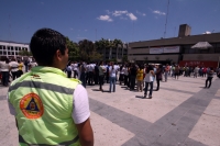 Martes 20 de marzo del 2012. Un tranquilo Mega-simulacro coincide con temblor.