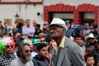 Domingo 17 de junio del 2018. San Cristóbal de las Casas. Los aficionados al fut bol se reúnen en la plaza del atrio de la Catedral de San Cristóbal donde disfrutan del partido entre México y Alemania