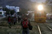 Migración. Uno de los puntos de transito entre los migrantes dentro del estado de Chiapas sigue siendo la estación ferroviaria de Arriaga, donde los centroamericanos suben a los techos de los vagones del tren para dirigirse a Ixtepec, Oaxaca; esta línea d