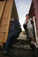 Migración. Uno de los puntos de transito entre los migrantes dentro del estado de Chiapas sigue siendo la estación ferroviaria de Arriaga, donde los centroamericanos suben a los techos de los vagones del tren para dirigirse a Ixtepec, Oaxaca; esta línea d