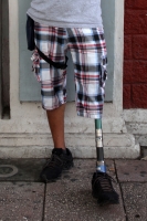 Miércoles 28 de junio del 2017. Tuxtla Gutiérrez. Un joven centroamericano busca alternativas de vida en la ciudad después de caer del tren en el tramo entre Arriaga y Oaxaca en el 2005. La discriminación laboral y la mutilación son las secuelas de las nu Miércoles 28 de junio del 2017. Tuxtla Gutiérrez. Un joven centroamericano busca alternativas de vida en la ciudad después de caer del tren en el tramo entre Arriaga y Oaxaca en el 2005. La discriminación laboral y la mutilación son las secuelas de las nu