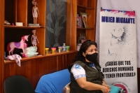 20220324. Tuxtla G. NiÃ±os migrantes descanzan en la ciudad en un albergue AC