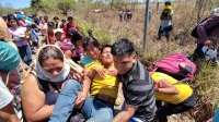 20230331. BerriozÃ¡bal. Migrantes se desvanecen por el intenso calor al huir esta maÃ±ana del albergue temporal del INM en la ciudad de BerriozÃ¡bal.
