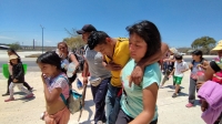 20230331. BerriozÃ¡bal. Migrantes se desvanecen por el intenso calor al huir esta maÃ±ana del albergue temporal del INM en la ciudad de BerriozÃ¡bal.